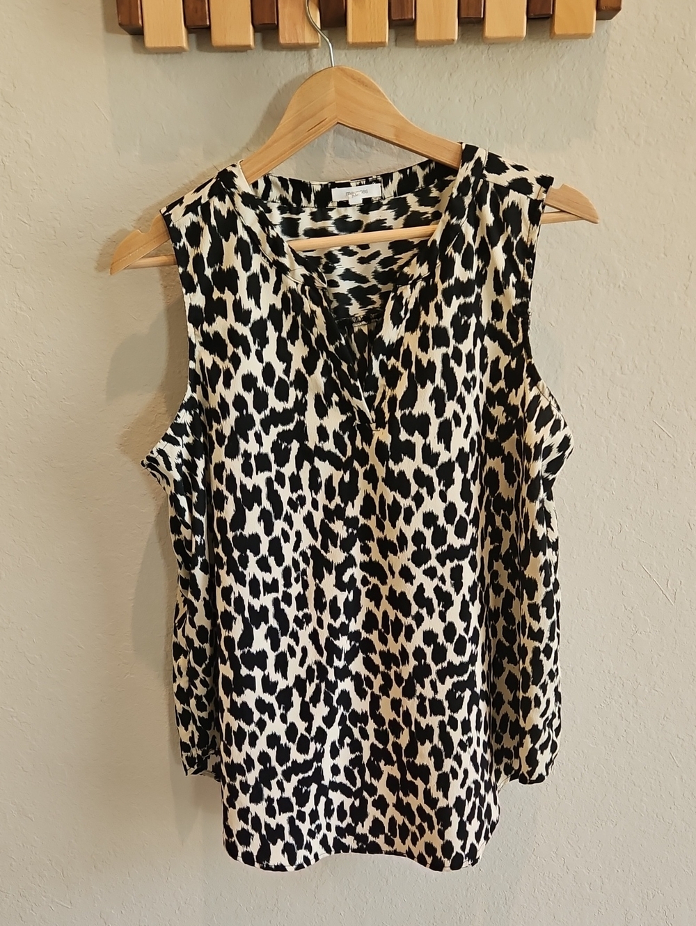 Maurices Black and Cream Leopard Print Sleeveless V-Neck Top